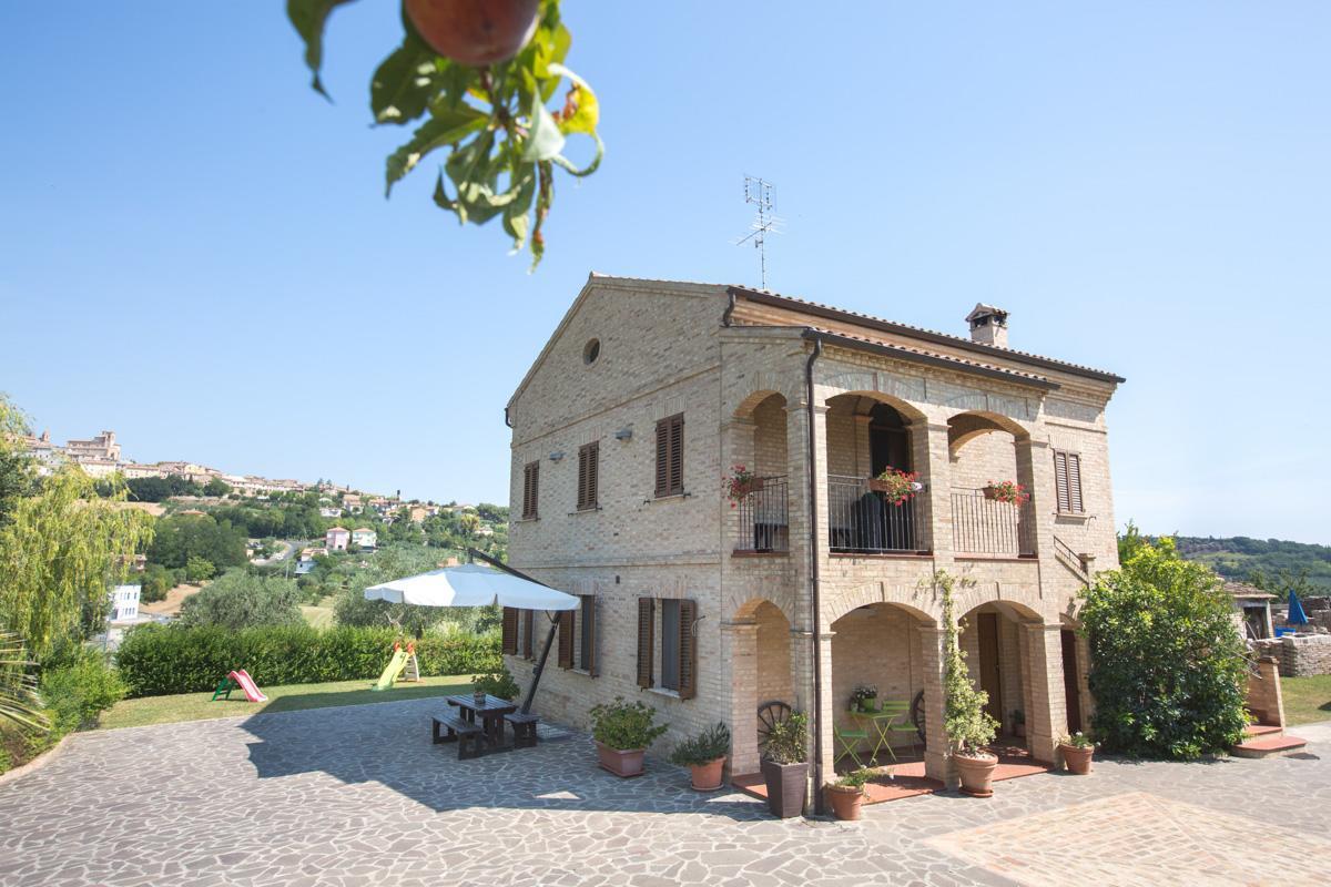 Bed And Breakfast Aratro & Rosmarino ชิวิตาโนวา มาร์เค ภายนอก รูปภาพ